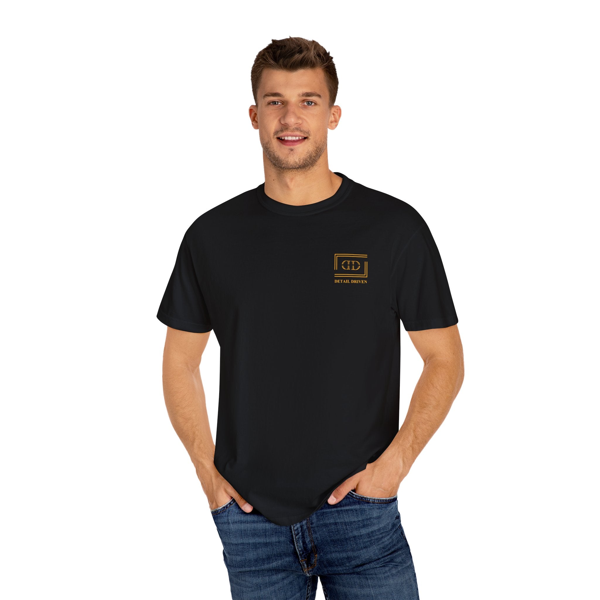 DETAIL DRIVEN | Simple Black Tee